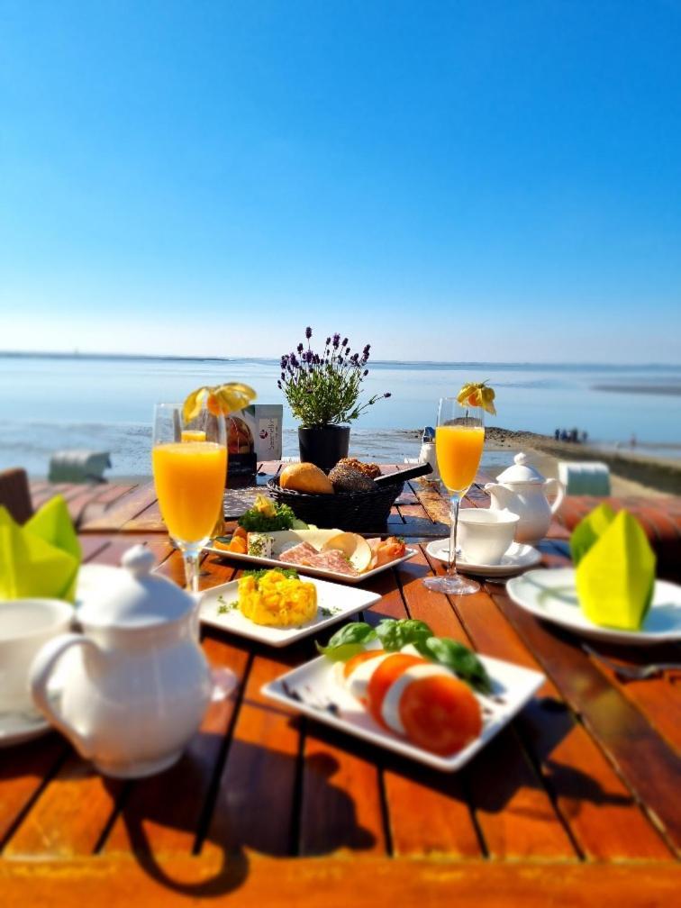 Strand-Hotel Seenelke Βίλχελμσχαφεν Εξωτερικό φωτογραφία